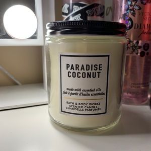 🥥 BBW single wick candle!!